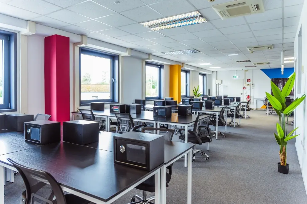 Colors Business Center - Industrie - Bertrange