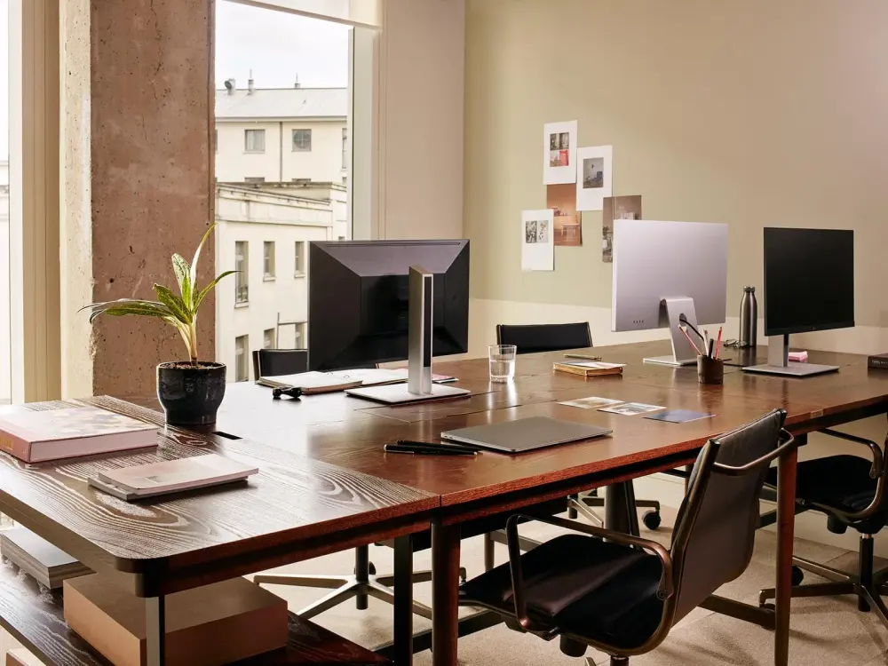 Private office for 4 people — Working From