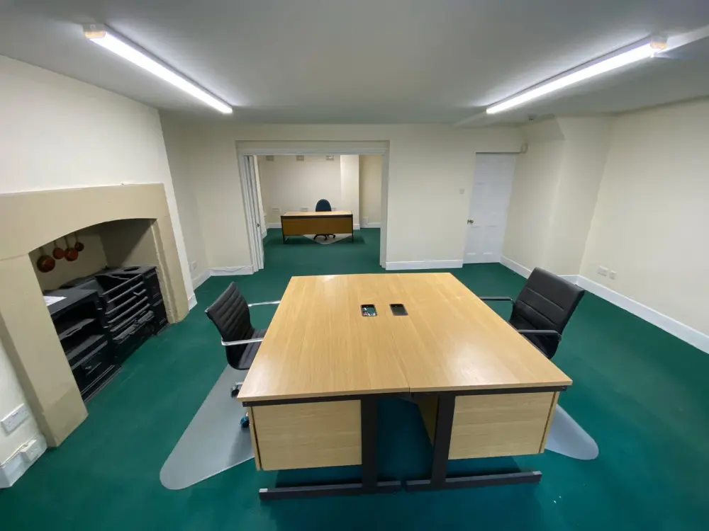 Saville Court Business Centre