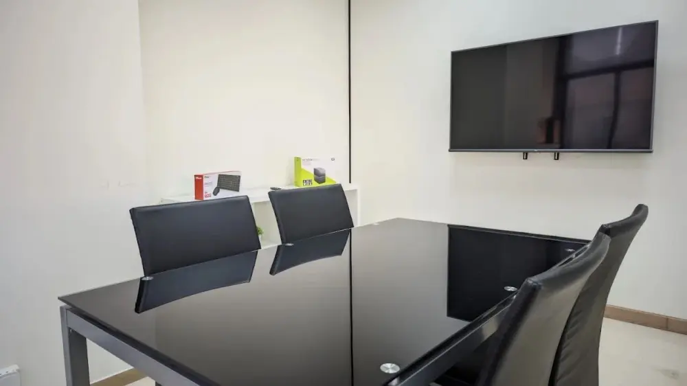 Sala de Reunion — Distrito Digital Coworking