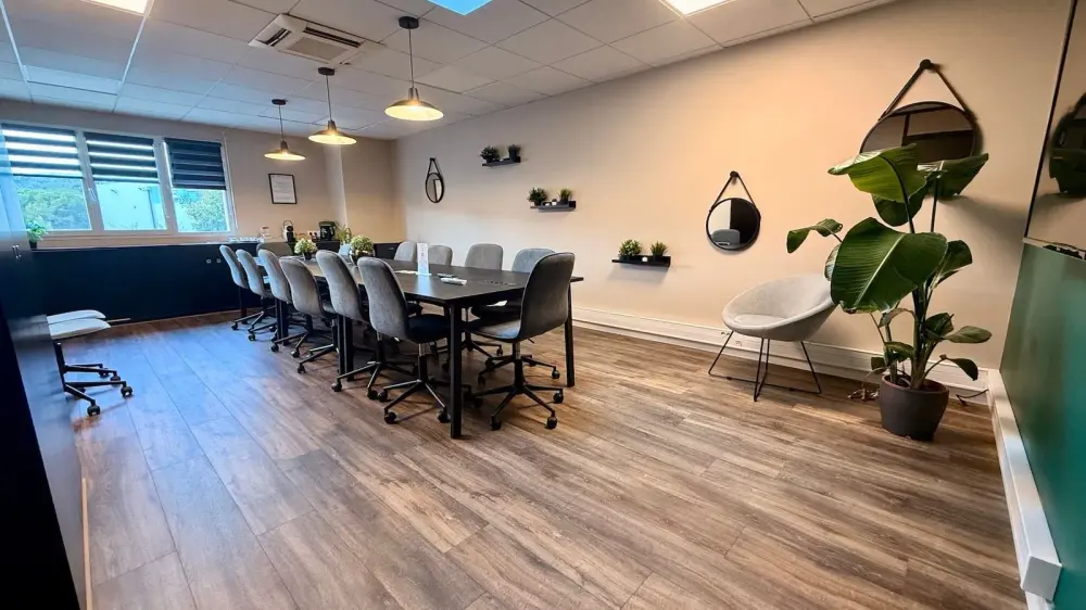 SALLE DE RÉUNION "GREEN" · Workmattes La Ciotat