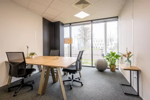 Bureau journée — B'CoWorker Strasbourg Schiltigheim, Schiltigheim