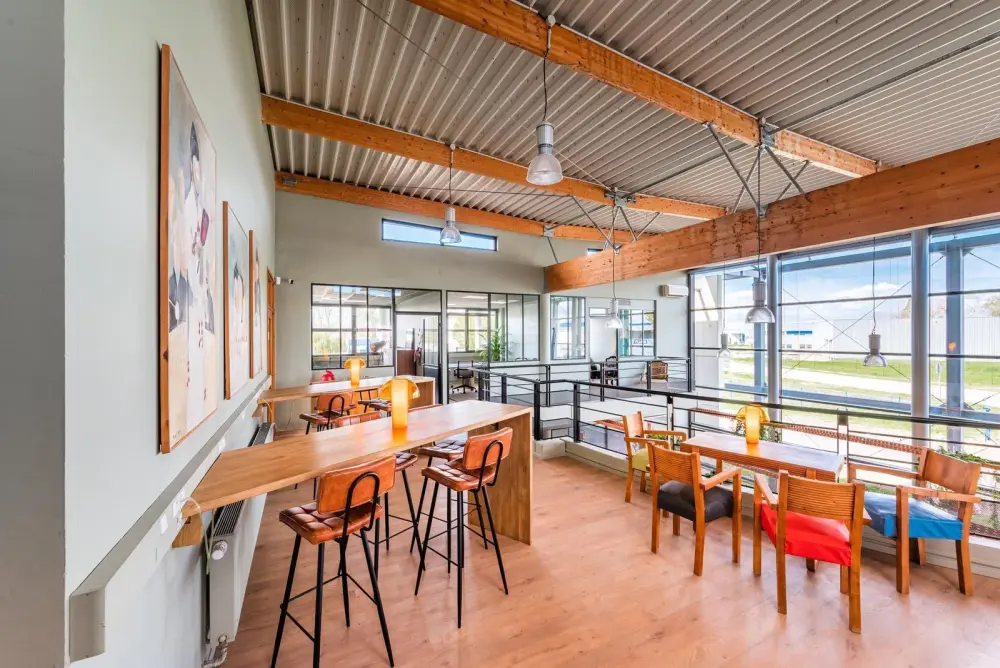 Open Space — Keller Williams Signature - Coworking