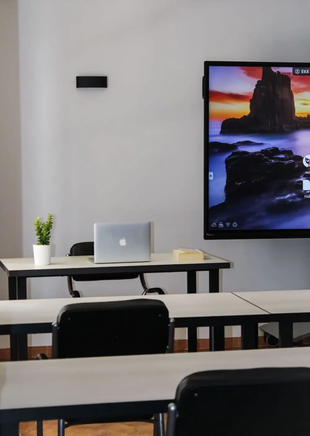 Ikosim Tech Hub