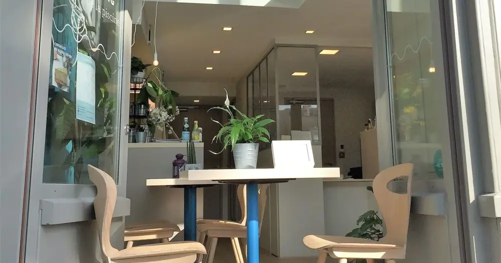 Coworking en face de la Piscine