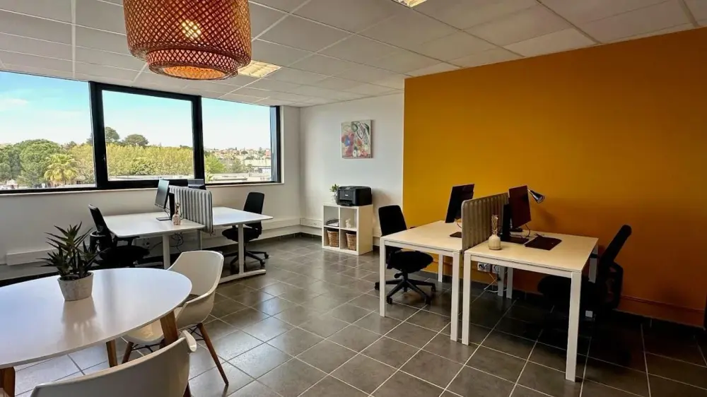 Espace Arche Aube Rouge