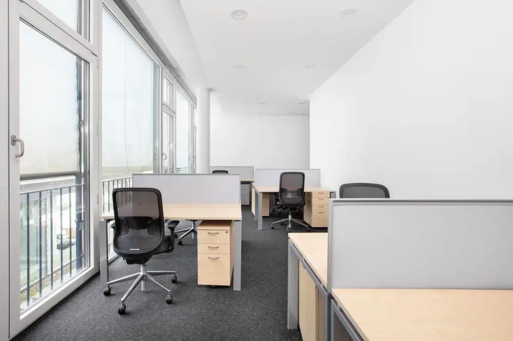 Coworking day pass — Regus Las Pinas, Colours Town Center