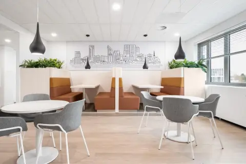Coworking day pass — Regus RECIFE, Cicero Dias - Shopping Center Recife, Recife