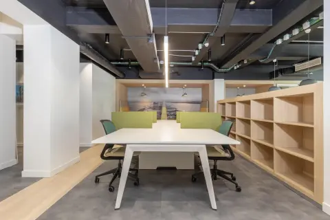 Coworking day pass — Regus ESPOO, Alberga Business Center, Espoo