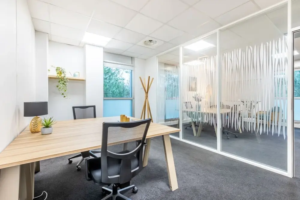 Bureau B24 et 24 bis - 8 postes - Chantrerie — B'CoWorker Nantes