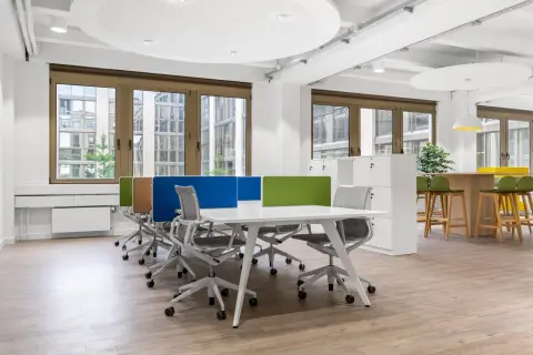 Coworking day pass — Open Office KOBE, Sannomiya Minami (Open Office), Kobe