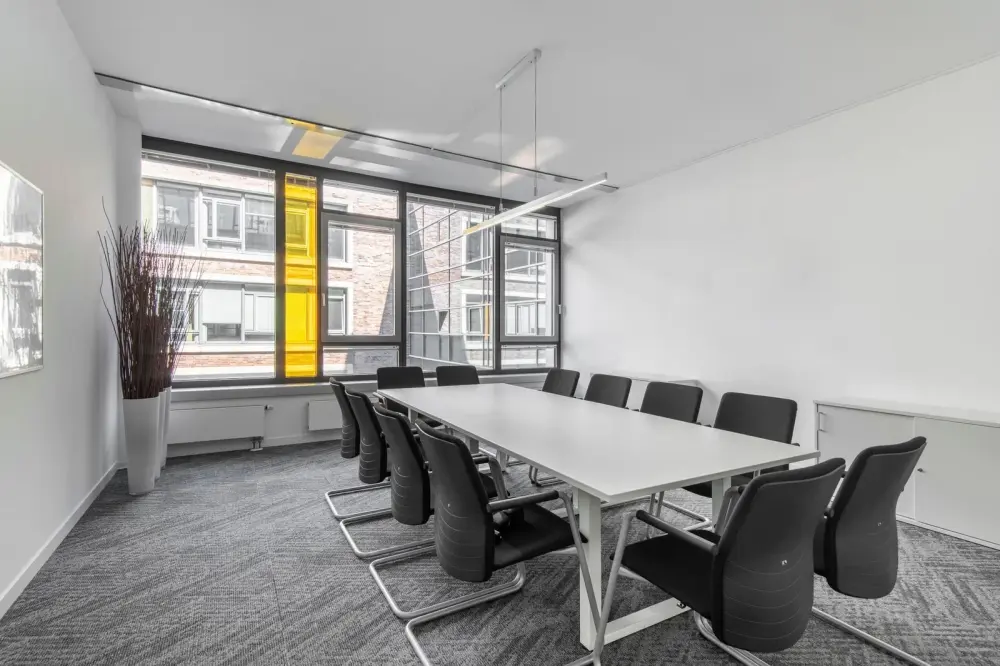 Room MR01 — Spaces MANILA, Spaces World Plaza, Bonifacio Global City