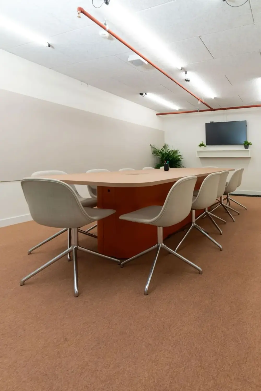 Meeting Room 2 — Kindling with Oneder