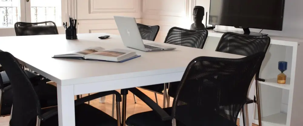 Rentadesk4Less