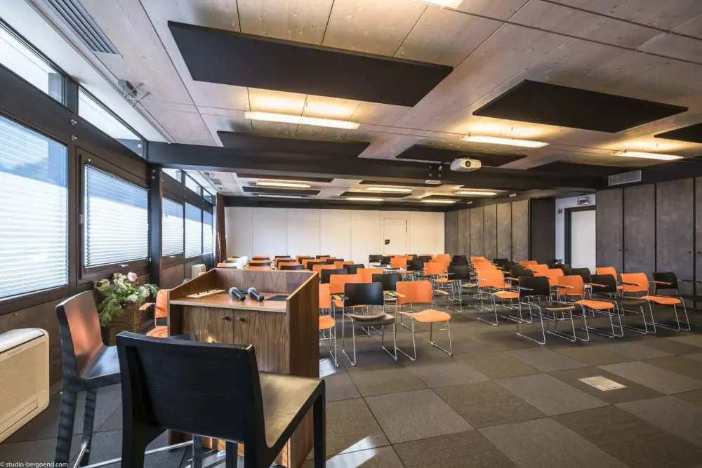 Salle Louis Dunoyer 120 m² · Espace 55