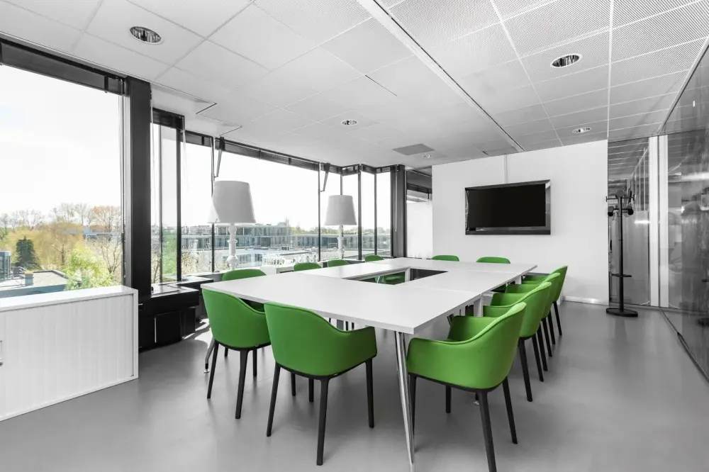 Room MR 01 — Spaces AMSTERDAM, Spaces Keizersgracht