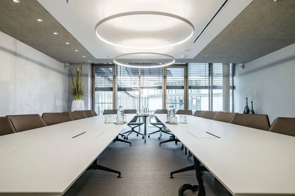 Besprechungsraum Alte Oper & Taunus · Satellite Office Frankfurt - Opernplatz