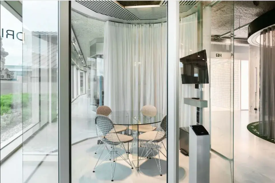 Drive — Silversquare Antwerp Tower