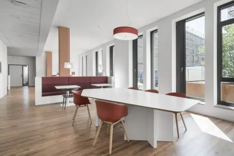 Coworking day pass — Regus CAPE TOWN, Black River Park, Cape Town