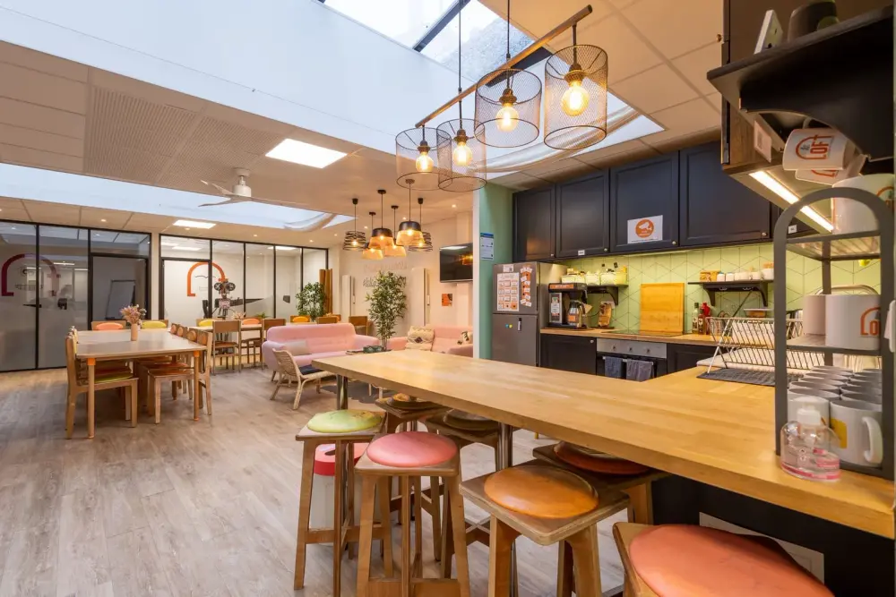 Poste en Open Space · Le Loft