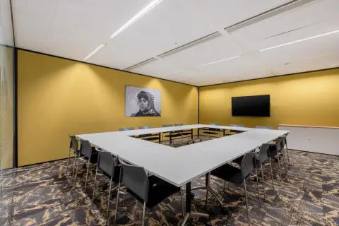 Meeting rooms — Regus FL, Gainesville - East University Avenue, Gainesville, FL