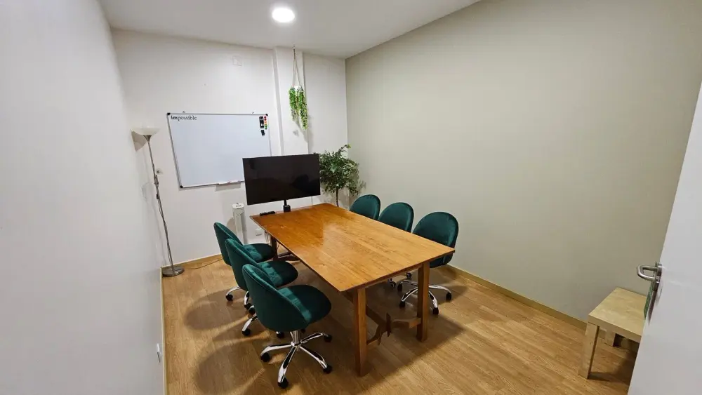 Meeting / Training Room — Coworking Space Alcobaça