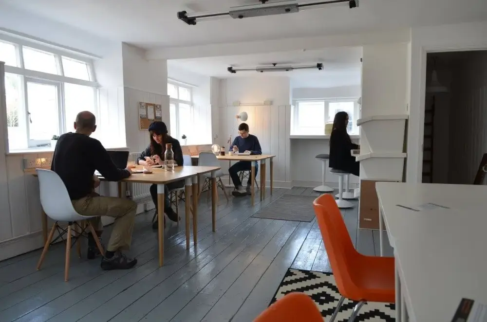 SpaceHoppers Co-working