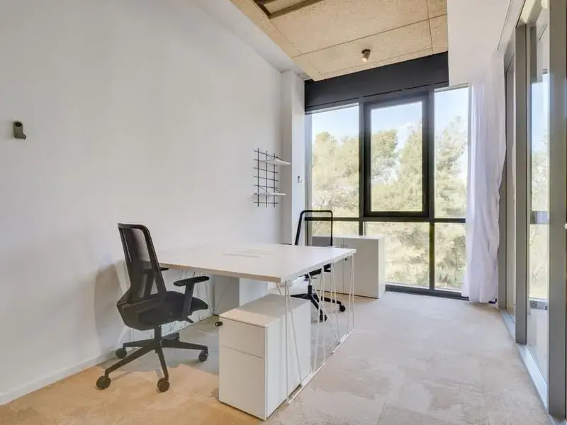 Accès Bureau Privatif 1 personne · Newton Offices Haute Borne