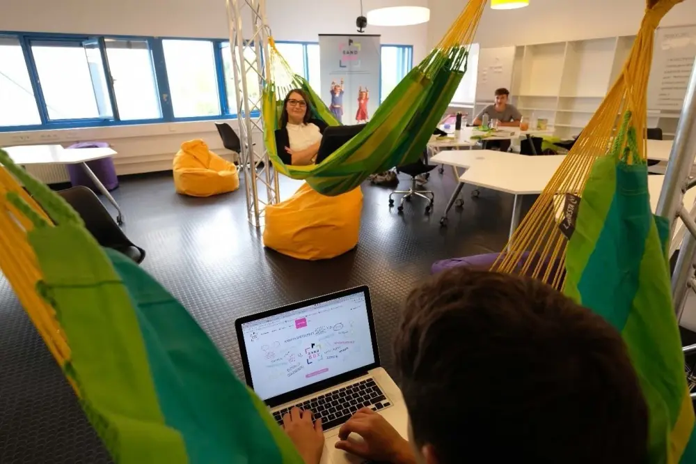 Co-Working Space Playpark
