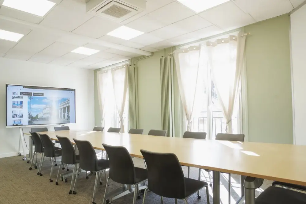 Salle de réunion Palais Gallien — Buro Club Bordeaux Quinconces