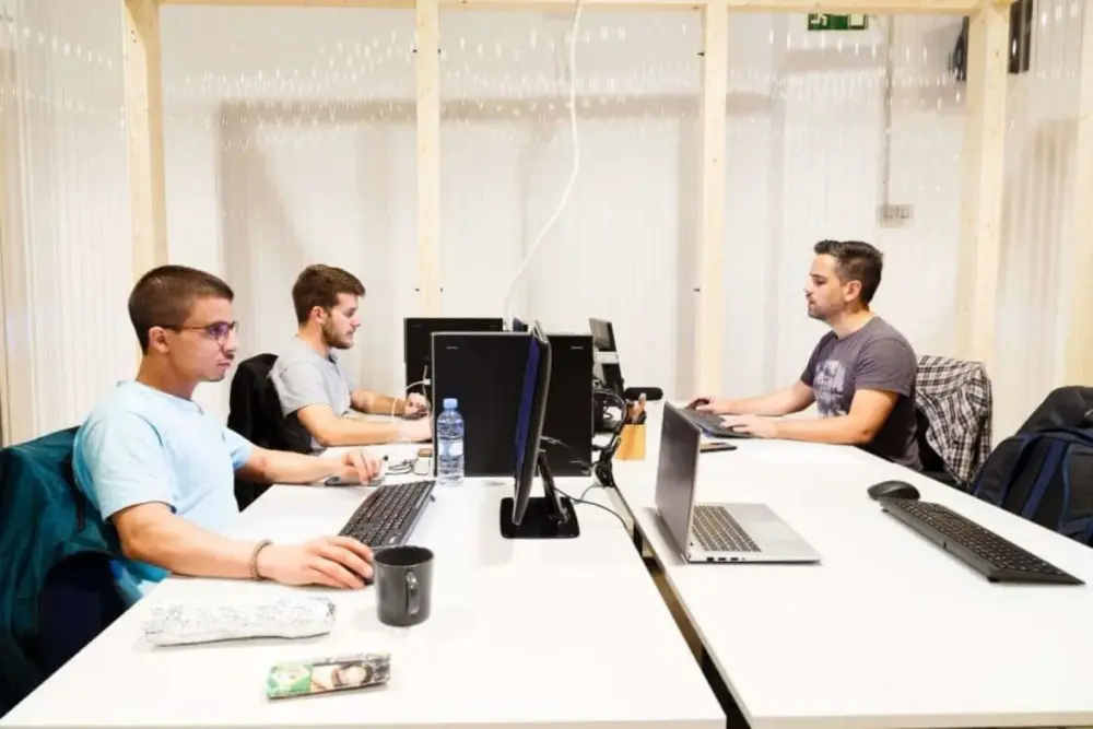 Oficina Privada 6 personas — CREC Sabadell