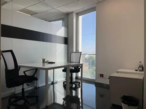Escritórios diários — Inn Offices Torre Aljarafe Center, Mairena del Aljarafe