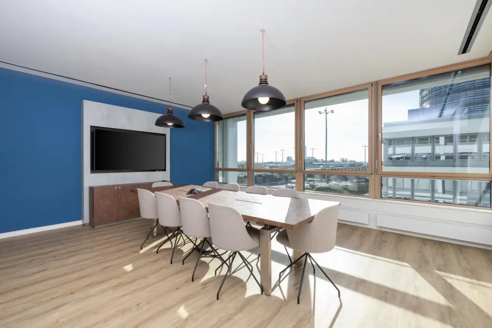 Salle Garros — HQ ROISSY HQ, Airport