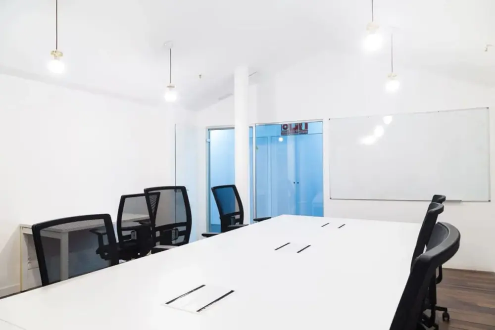 Oficina Privada 8 personas — CREC Eixample Gran Vía