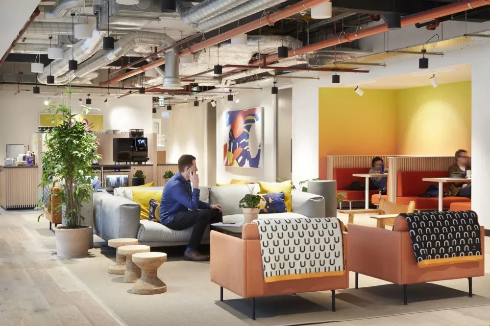 WeWork 123 Buckingham Palace Rd