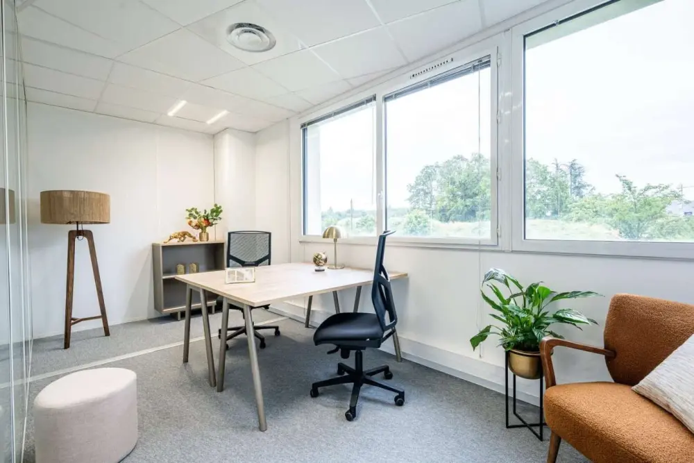 Bureau privatif B16 · B'CoWorker Bruz