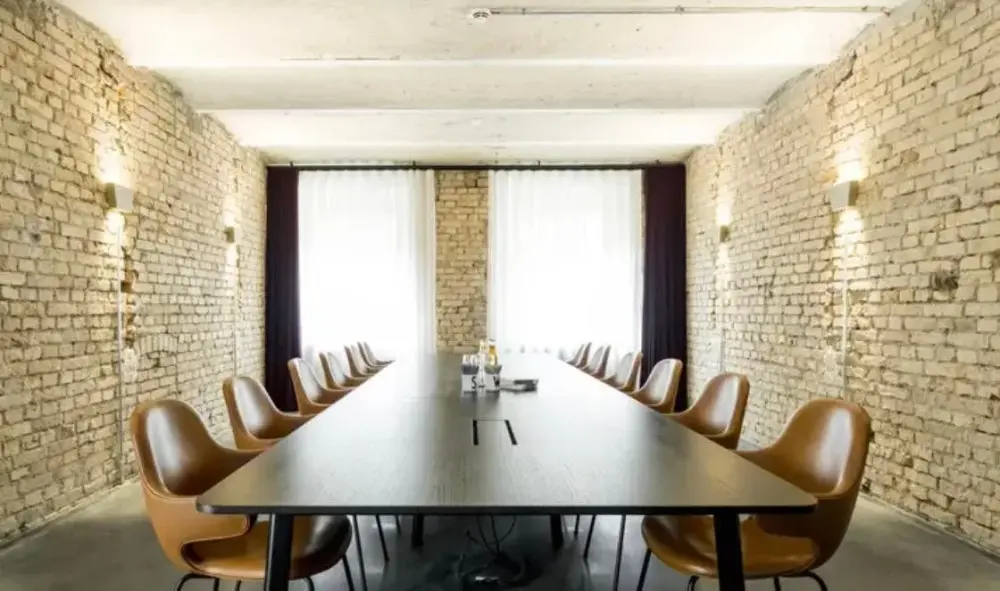 Besprechungsraum Backstage · GoodSpaces SteamWork