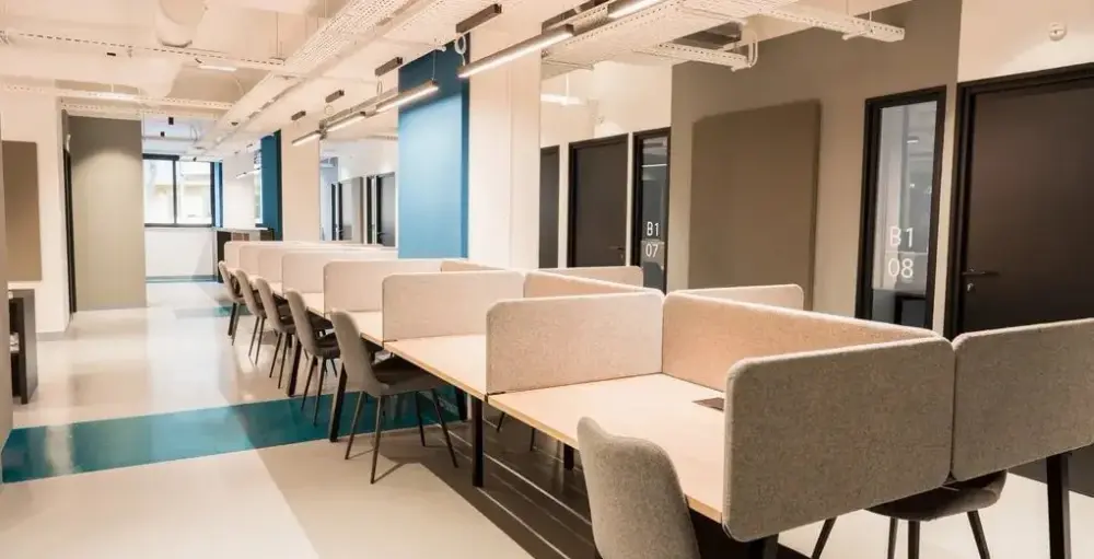 Poste en coworking — The Office