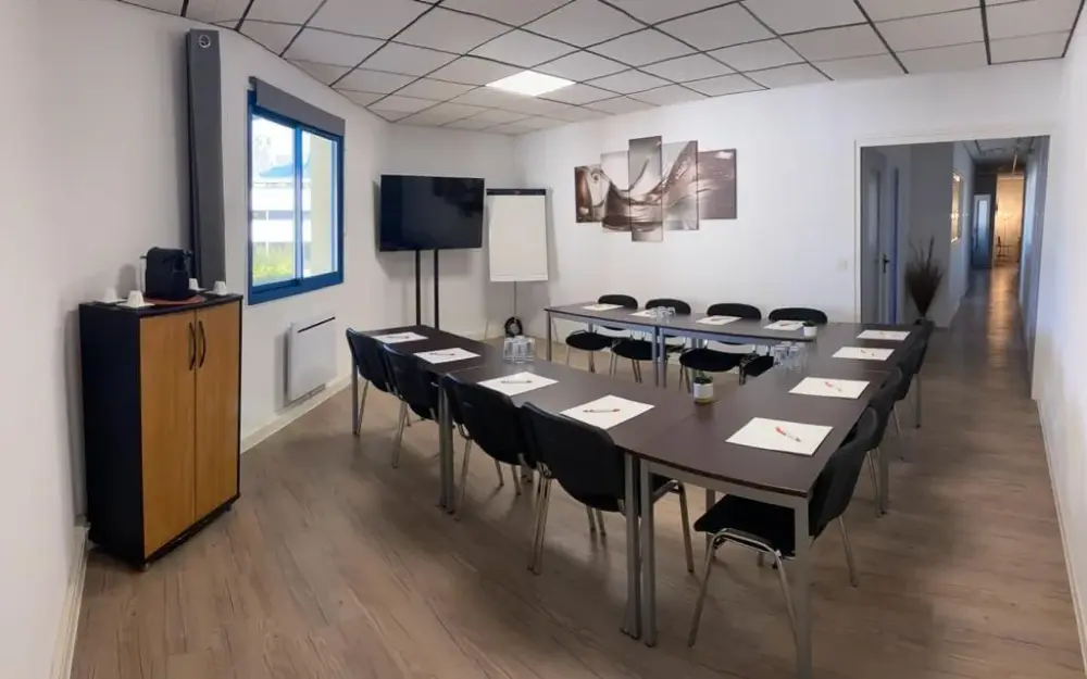 Dom CO-WORK