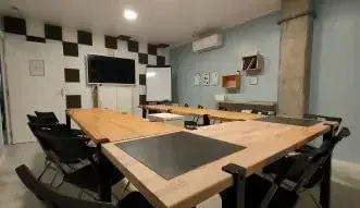La Salle de réunion — Oasis Coworking