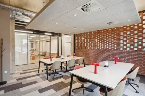 Tag Coworking — Newton Offices Croisé Laroche, Marcq-en-Barœul