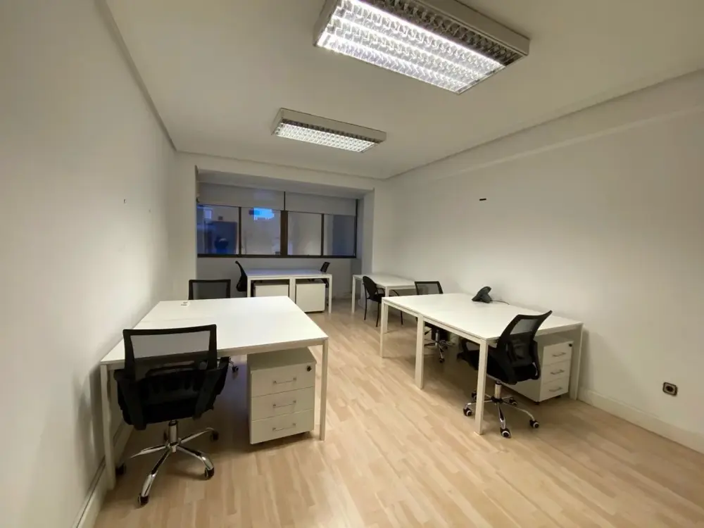 Oficinas Ya Capitan Haya
