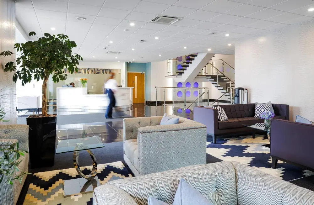 Arena Offices Basingstoke - The Square