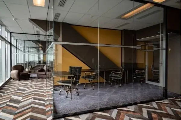 Bureau privatif 4 personnes — Now Connected Lille Europe