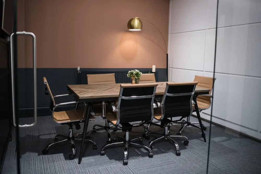 Peach Suite — Wizu Workspace Leeds, Park Court