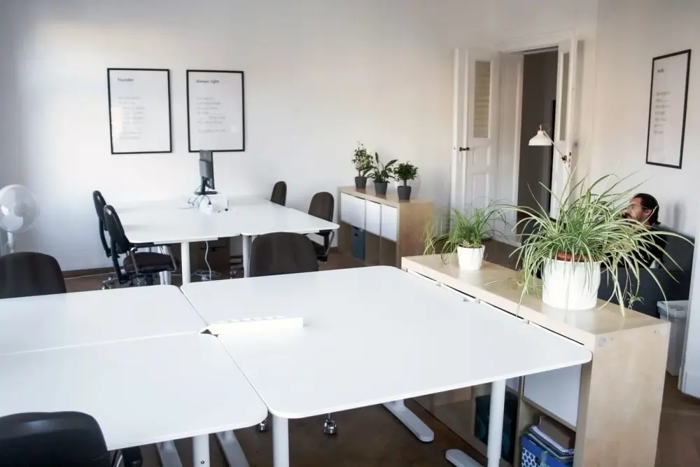 Us+ Coworking