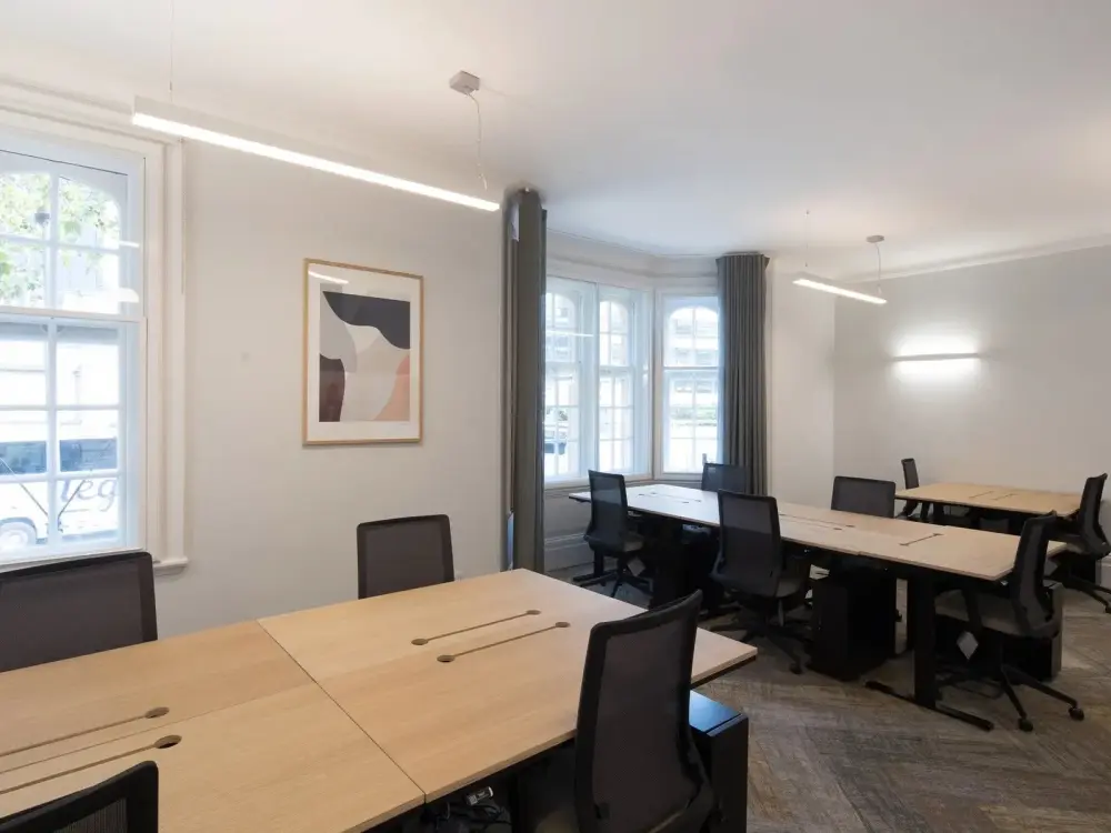 Grosvenor - 162 Buckingham Palace Road