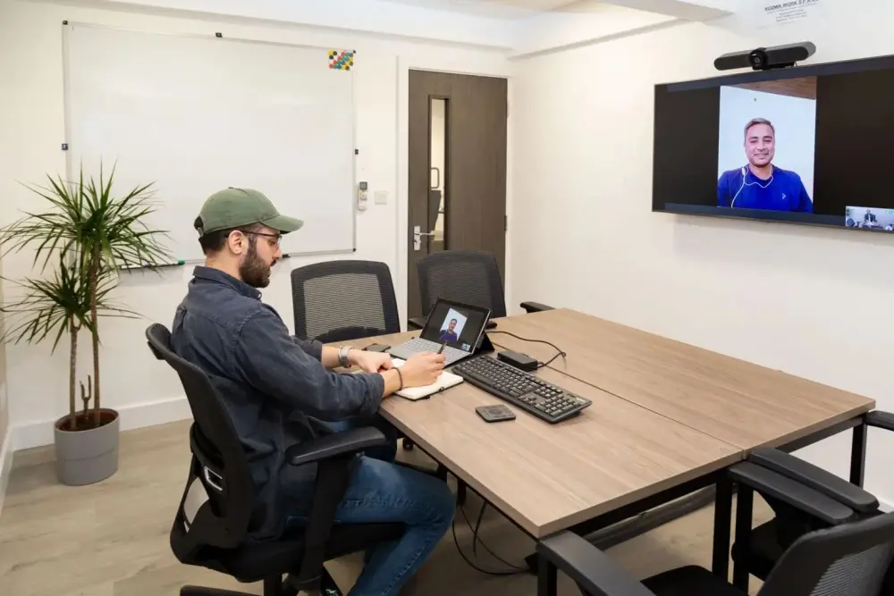 Kozmik Work Space