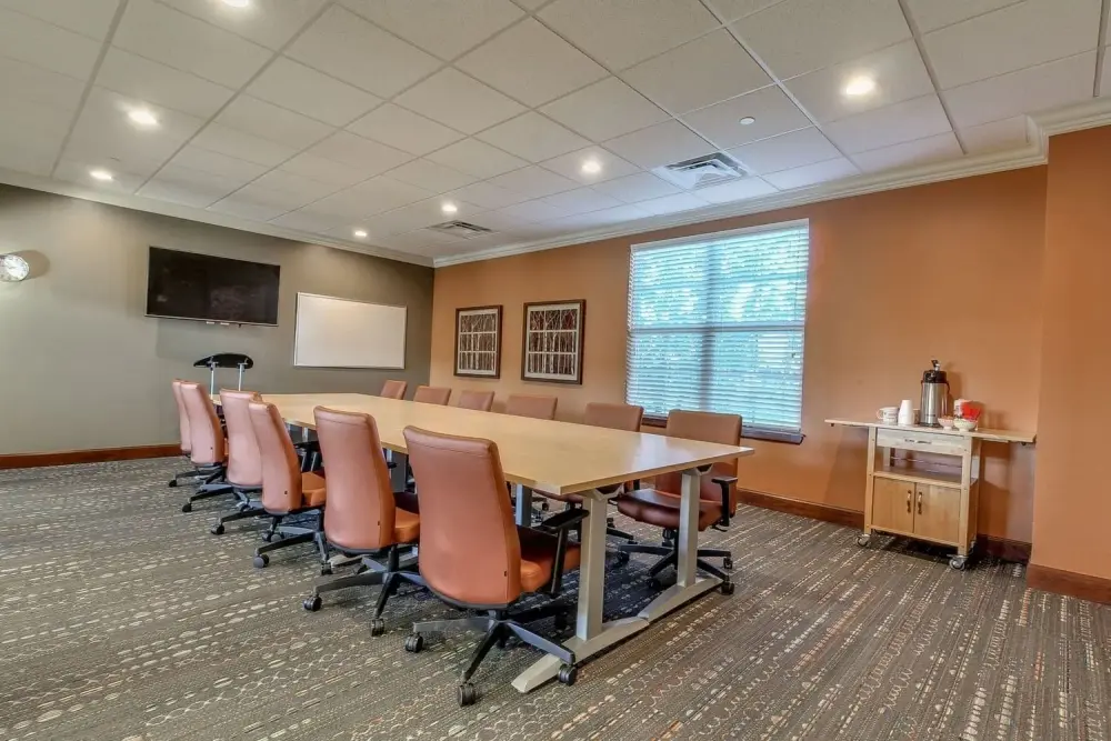 Essential Offices - Edmond