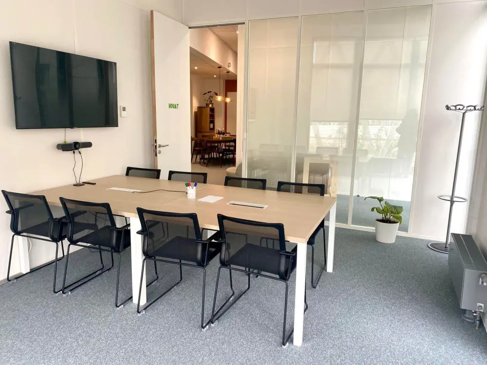 Salle de réunion 6/8 pax · Hiptown EuroRennes